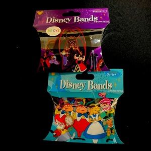 2 pack of Disney silly bandz